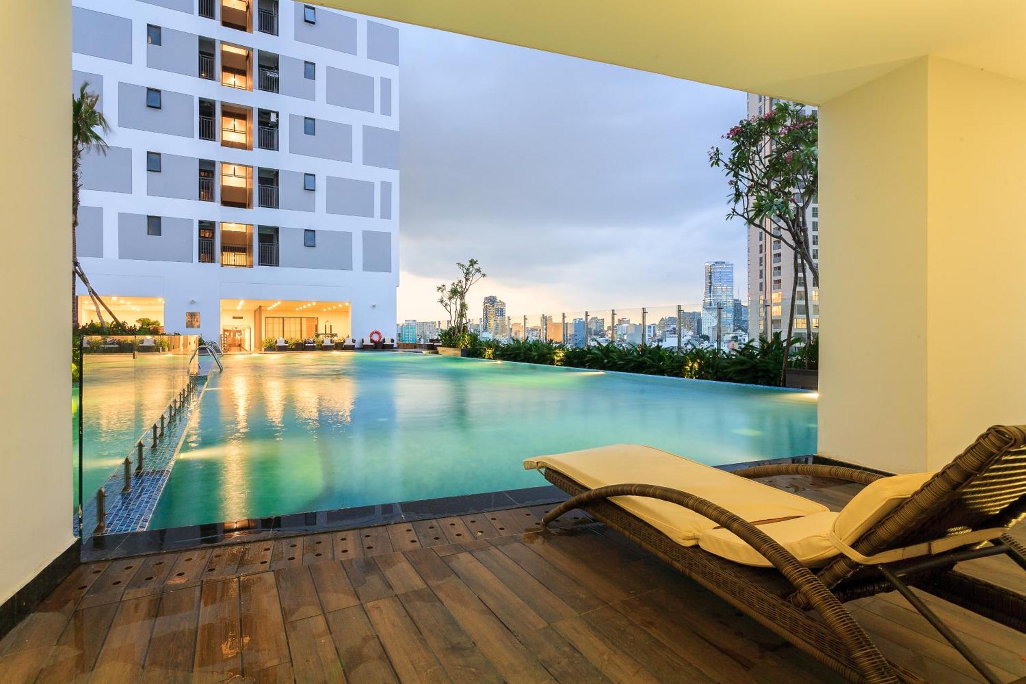 Cbd Rivergate- Infinity Pool Signature Ho Chi Minh City Bagian luar foto